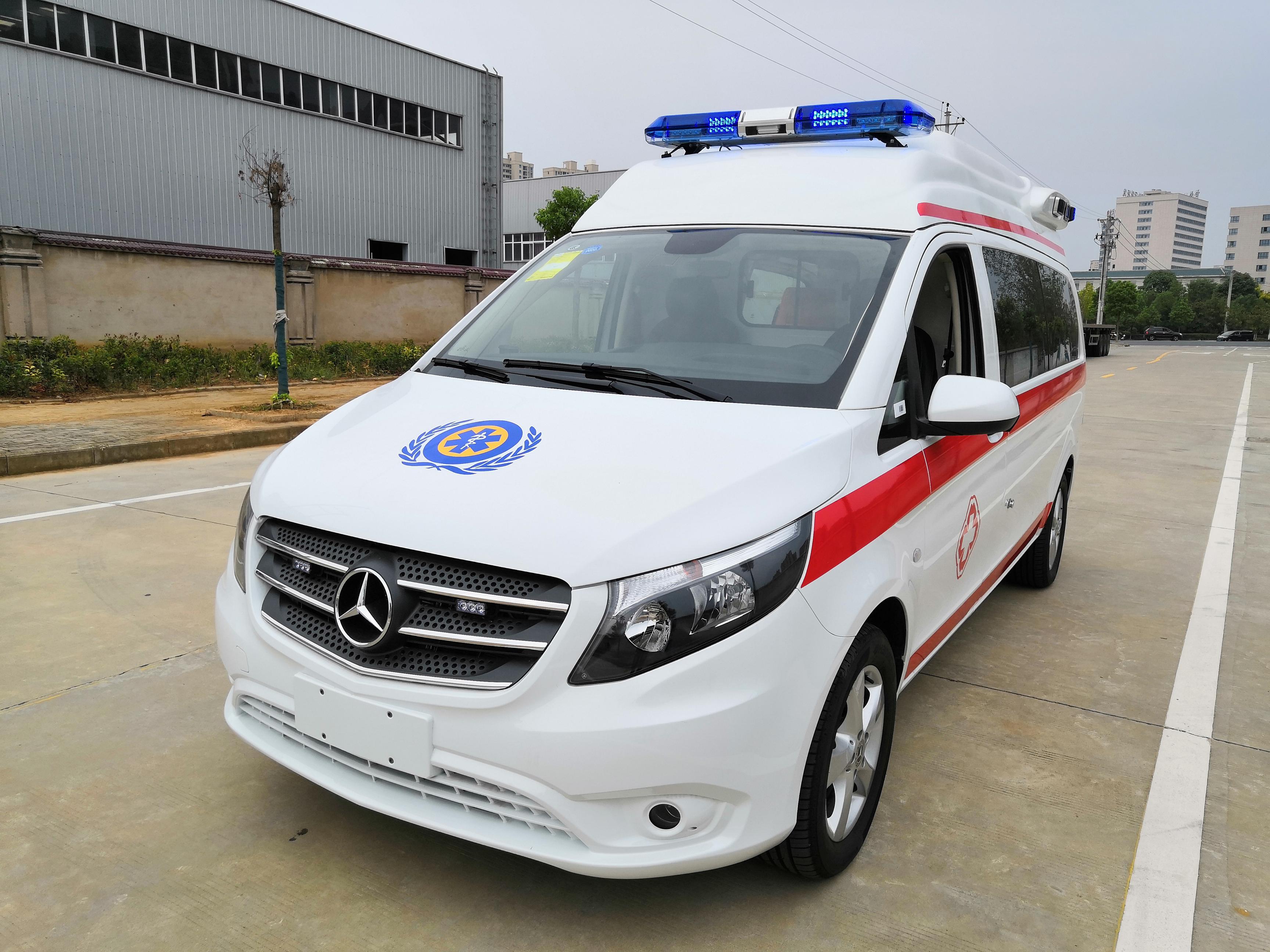 奔驰救护车