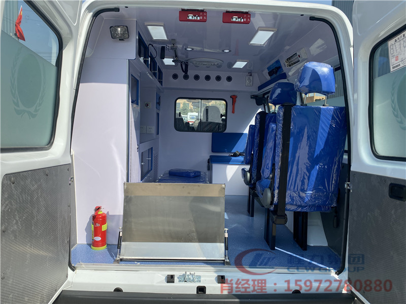 江铃特顺-监护型救护车